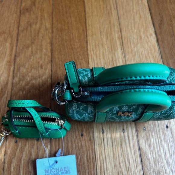 Michael Kors Teeny Keychain set of 2 NWT and NWOT - Picture 8 of 15